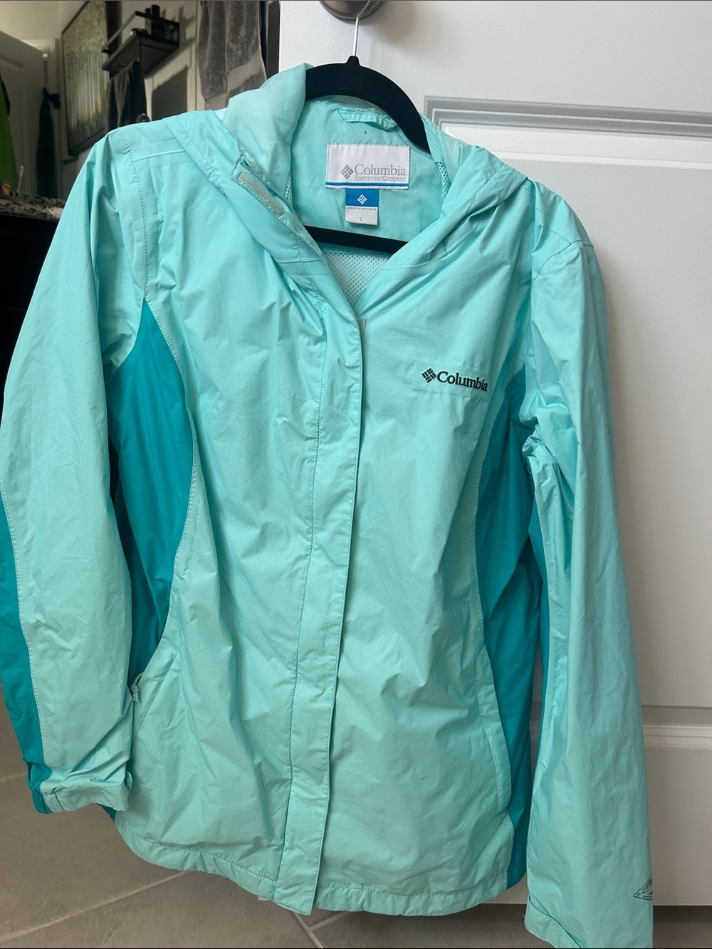 Columbia Mint and Teal Lightweight Hooded Jacket